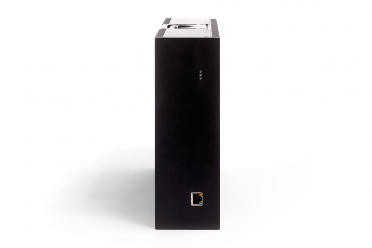 IZT R3410 Compact Wideband Receiver back