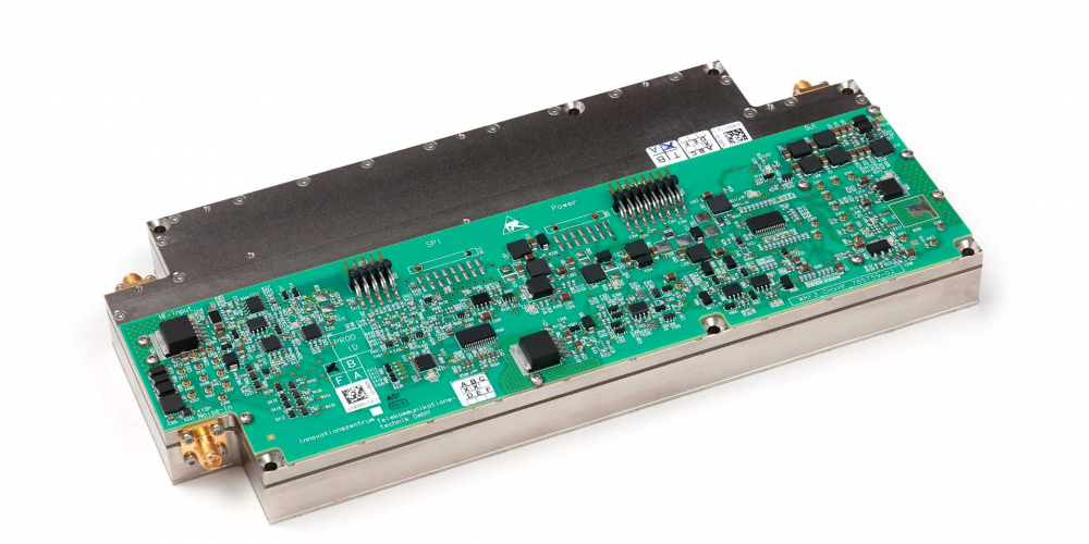 IZT R3500 Ultimate Sensor for Intercepting HF Signals circuit board IZT R3500 Ultimate Sensor for Intercepting HF Signals circuit board